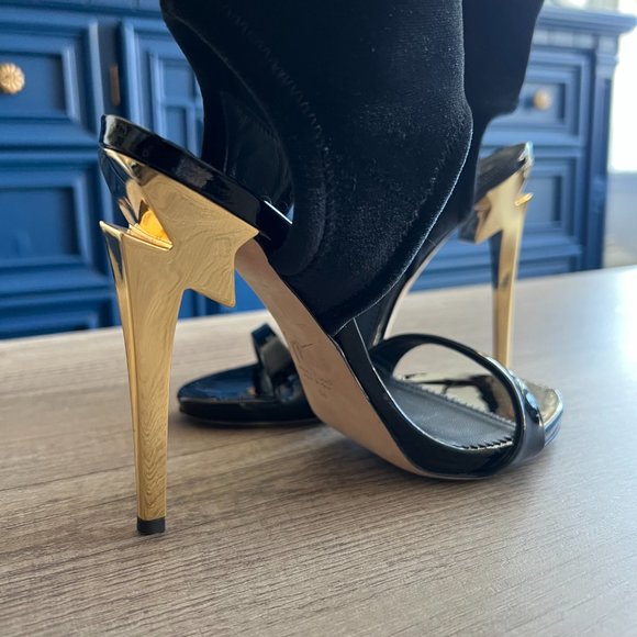 Brand New Never Worn Giuseppe Zanotti Lightning Bolt Heels - Picture 4 of 9